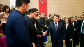 Bakan Tunç, Bartın Üniversitesinde Gençlerle Buluştu