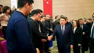 Bakan Tunç, Bartın Üniversitesinde Gençlerle Buluştu