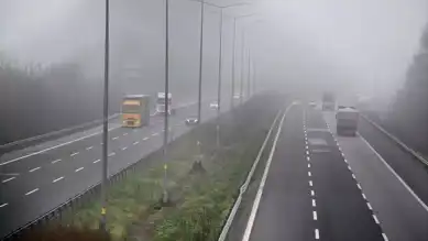 Bartın ve Düzce'de Yoğun Sis Trafiği Felç Etti