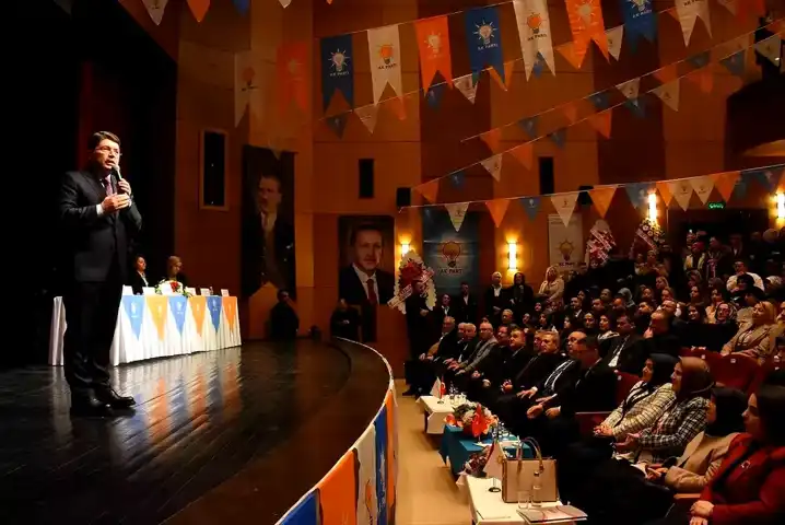 Tunç: Bartın'da Kadın Kolları Kongresi'nde Birlik Çağrısı