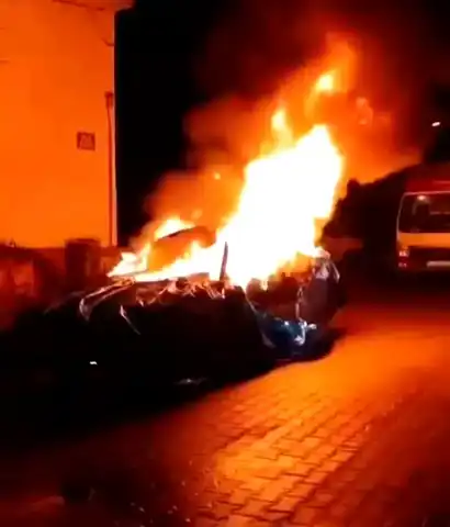 Bartın'da Park Halindeki Araçta Yangın!