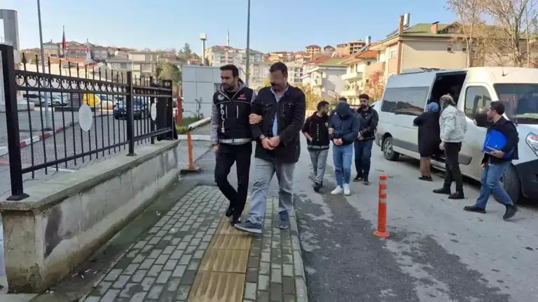Bartın'da Büyük Uyuşturucu Operasyonu: 5 Gözaltı