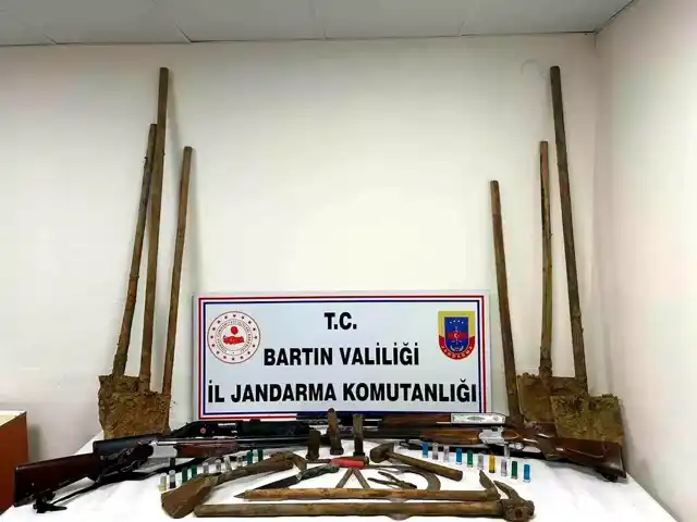 Bartın'da Define Avına Jandarma Operasyonu: 5 Gözaltı