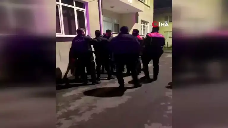 Bartın'da Telefon Şarjı Kavgası!