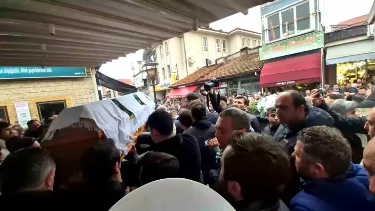 Yangında Hayatını Kaybeden Şevval Şahin, Son Yolculuğuna Uğurlandı